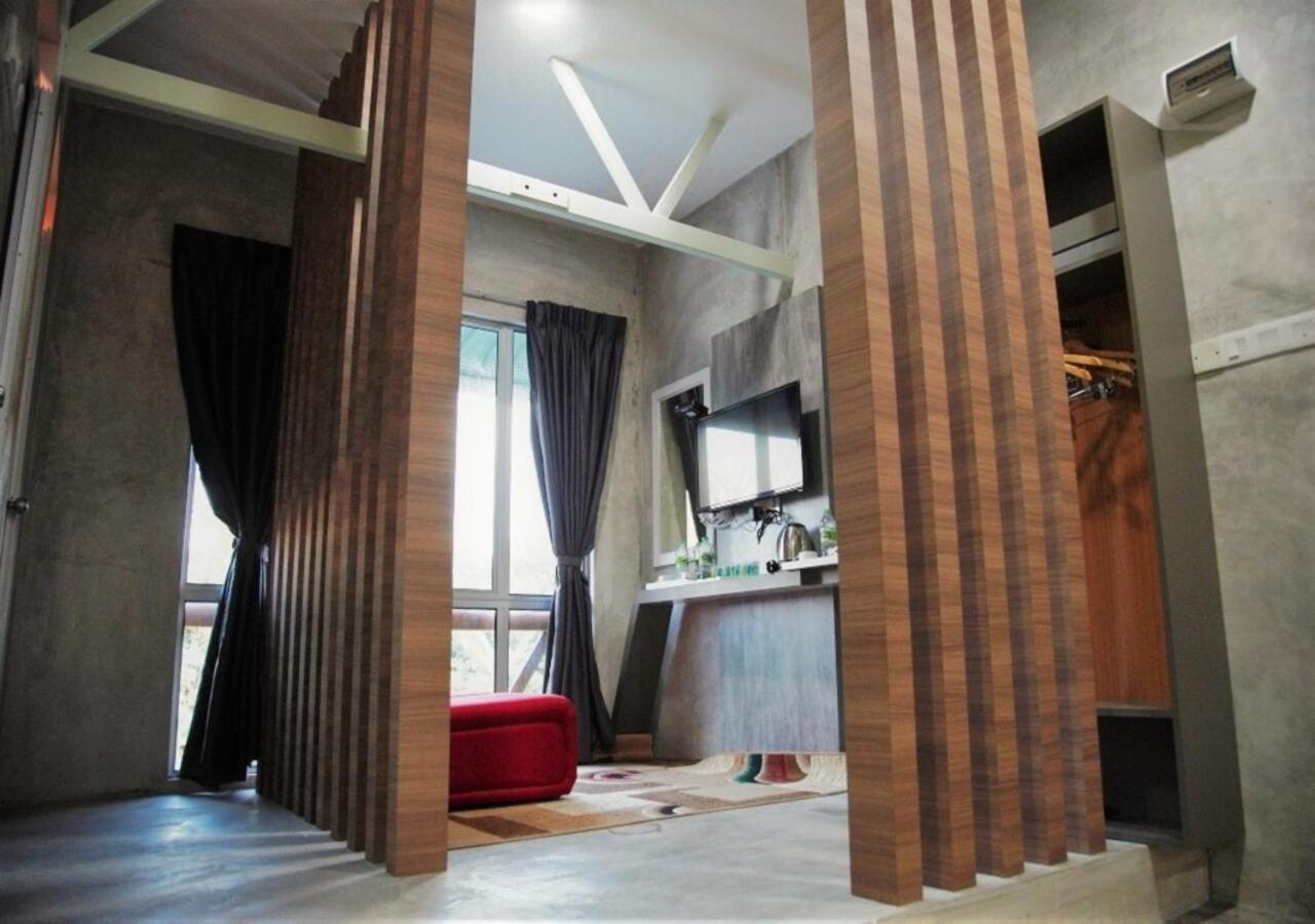 Rick Resort Телук Интан Екстериор снимка