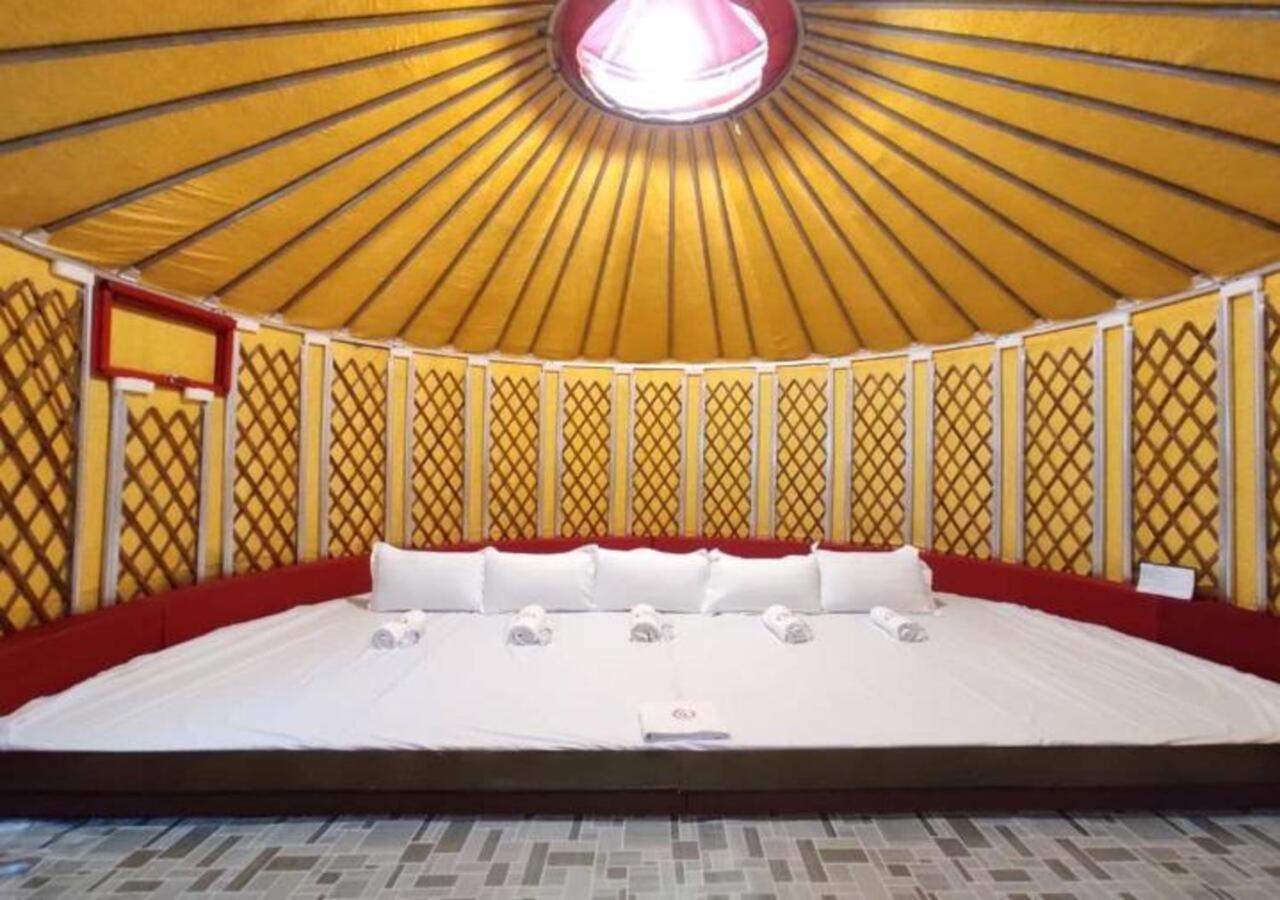 Rick Resort Телук Интан Екстериор снимка