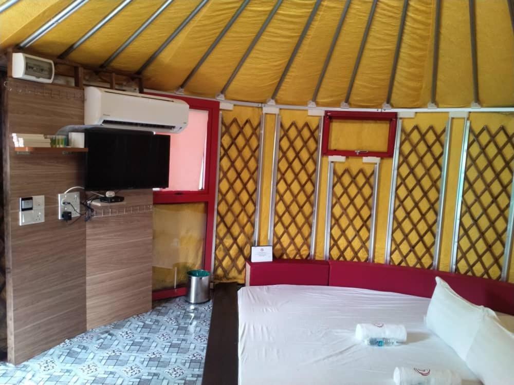 Rick Resort Телук Интан Екстериор снимка