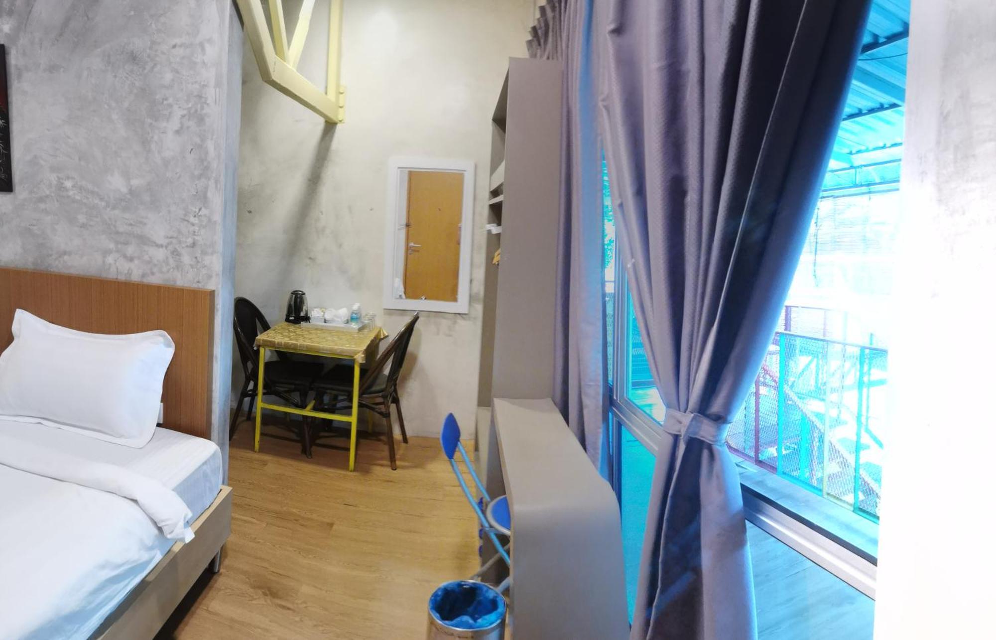 Rick Resort Телук Интан Екстериор снимка