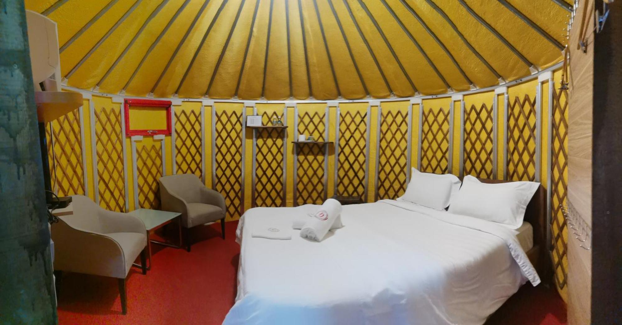 Rick Resort Телук Интан Екстериор снимка